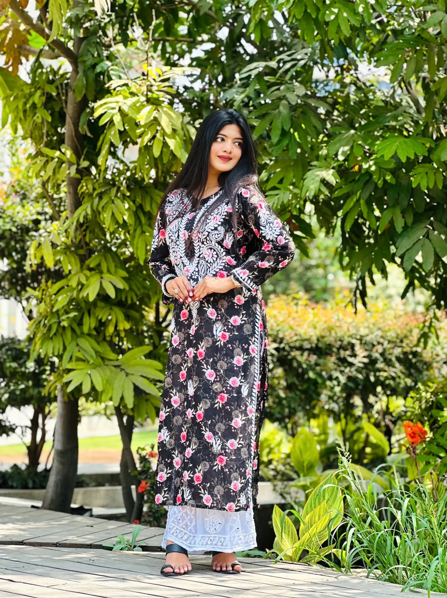 Floral Black Fanah Mul Chikankari