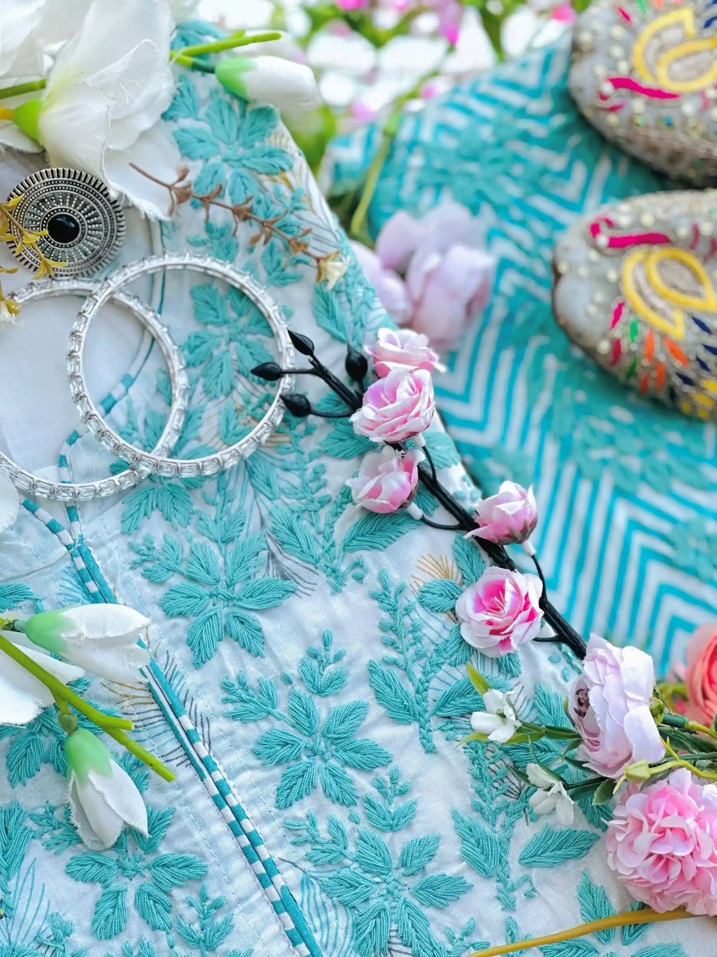 Mahimaβs Meher Mulmul Chikankari Set