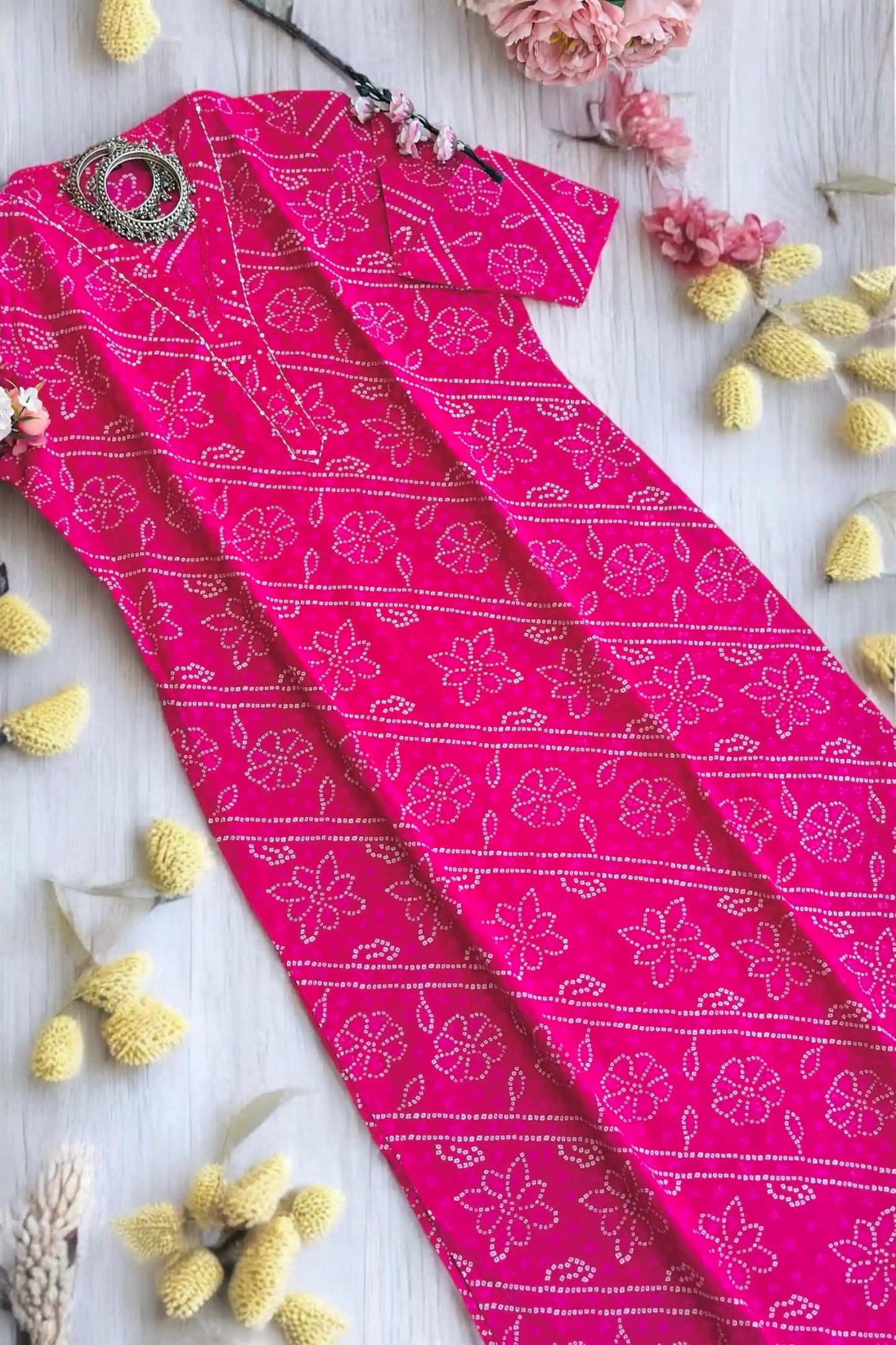 Pink Bandhej Mul Budget Kurta