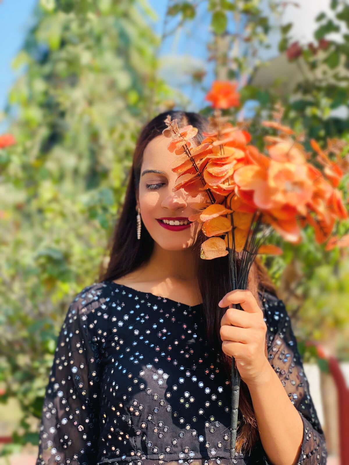 Black Beauty Mirror Gulnaz Kurta