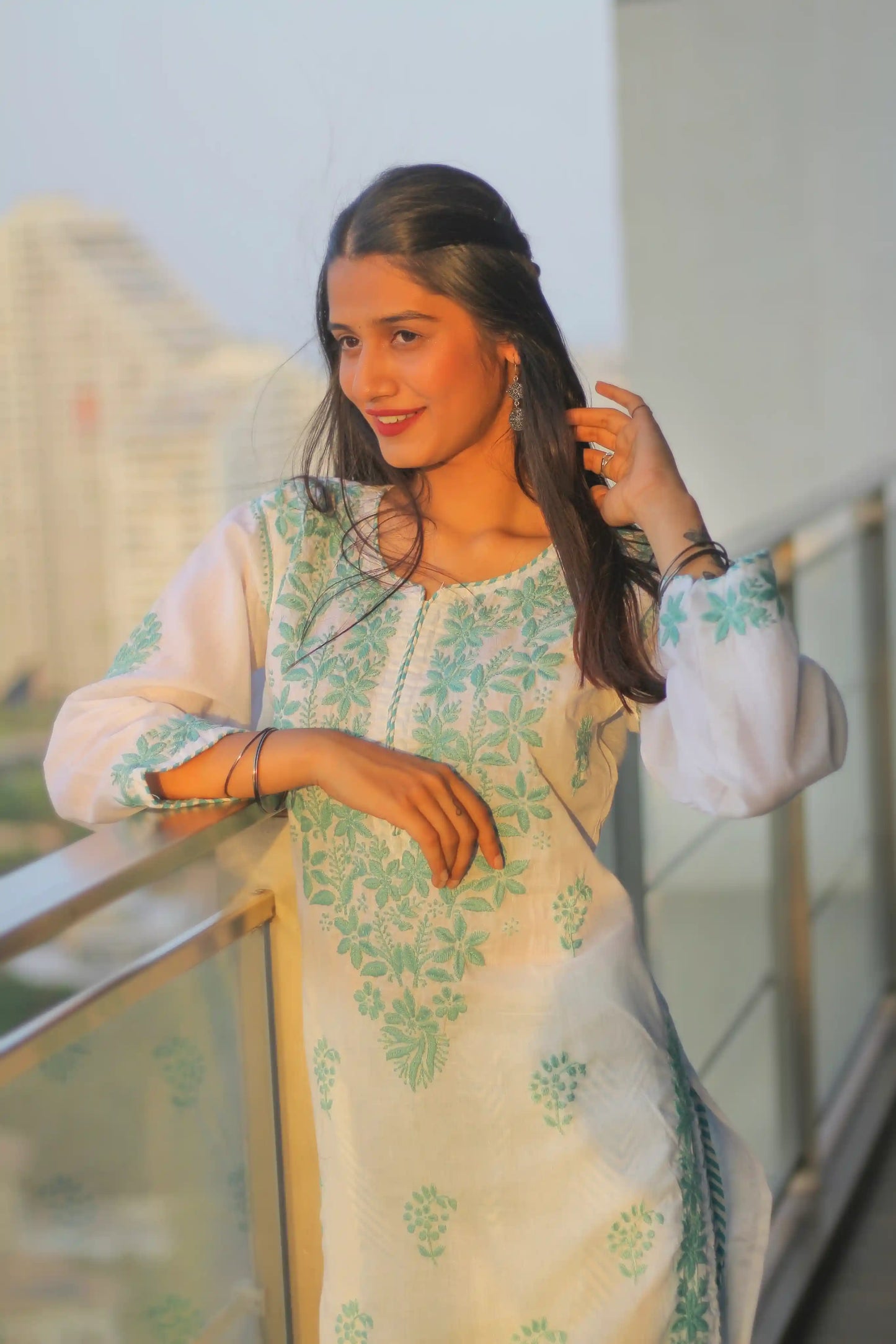 Mahimaβs Meher Mulmul Chikankari Set