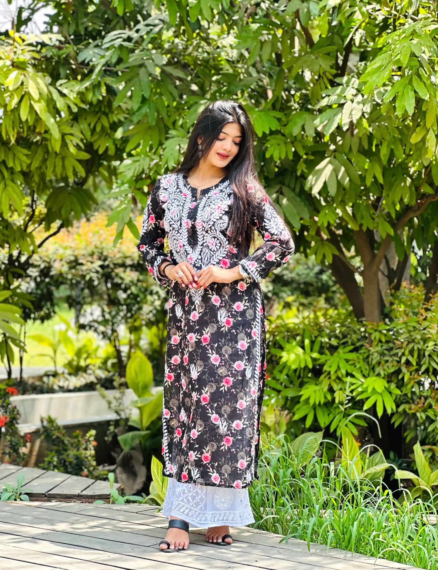 Floral Black Fanah Mul Chikankari