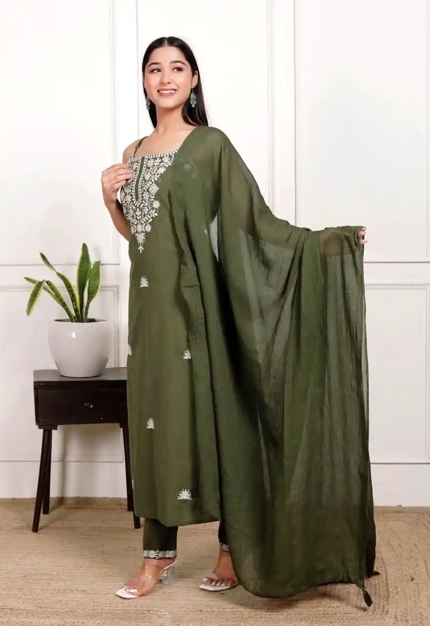 Emerald Bliss Embroidered Meher Suit - Passion for Fashion by Shivani