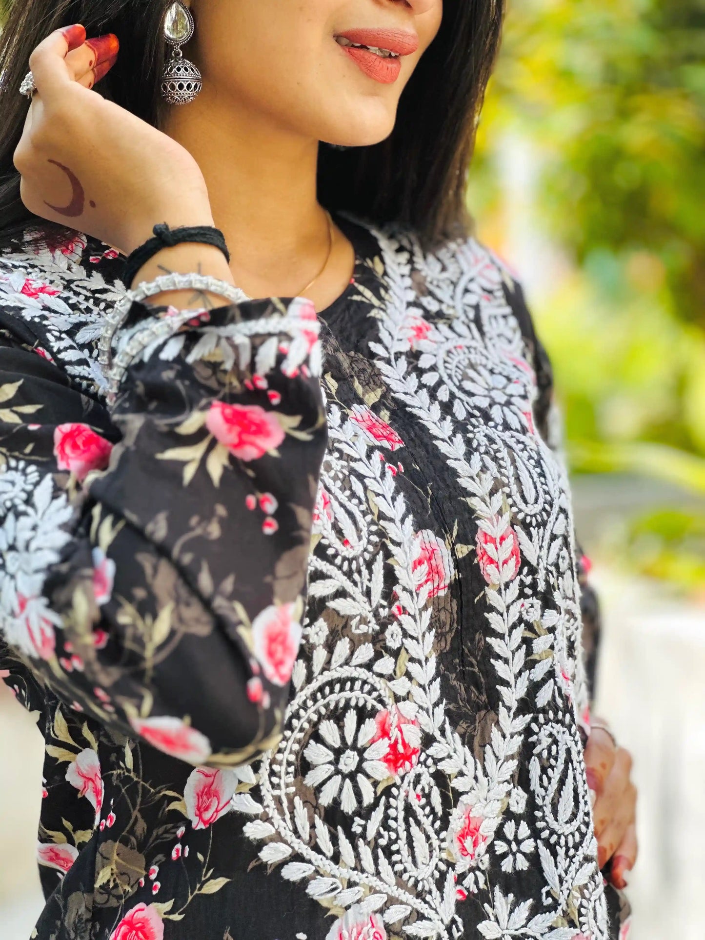 Floral Black Fanah Mul Chikankari