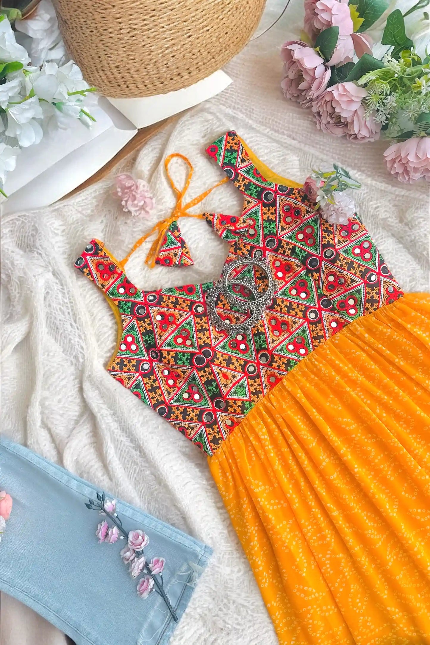 Bloom Bandhni Gamti Gulnaz Kurta