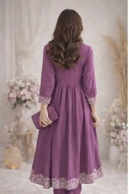 Elegant Purple Embroidered Kurta Set