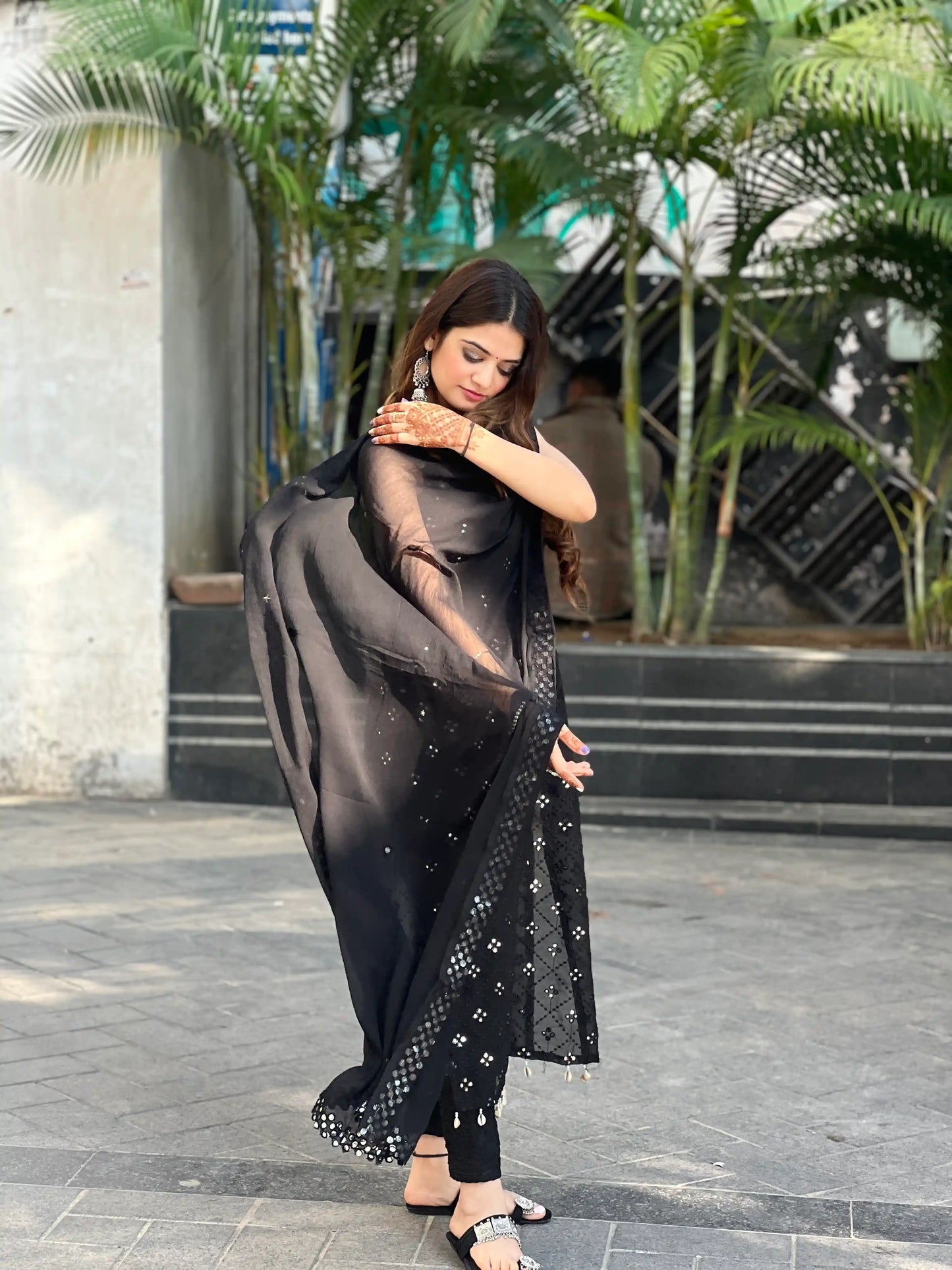Muskanโs Black Embroidered Gulnaz Kurta