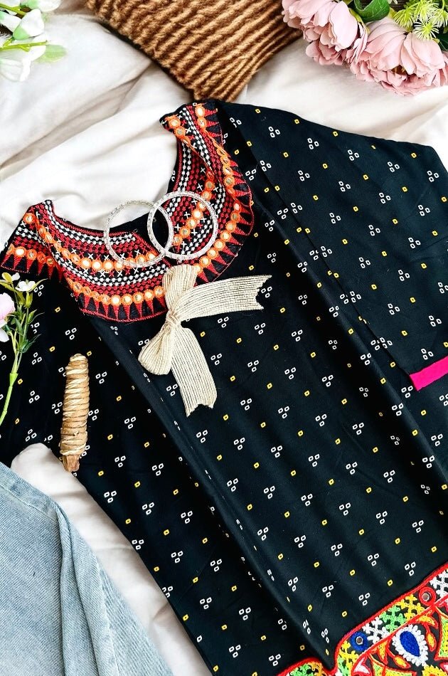 Black Bandhej Gamti Kurta - Passion for Fashion by Shivani