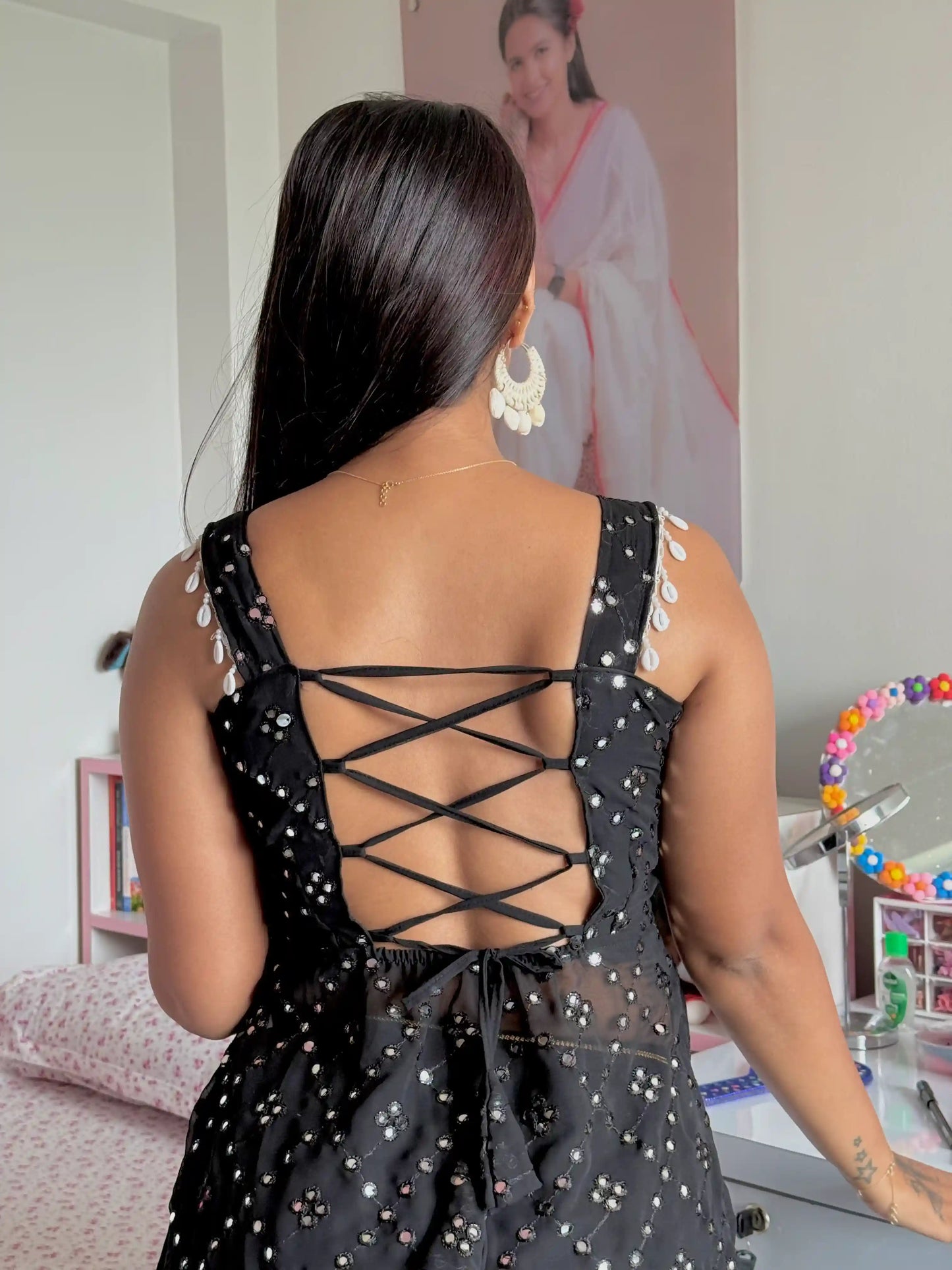 Prajyoti’s Black Embroidered Gulnaz Kurta