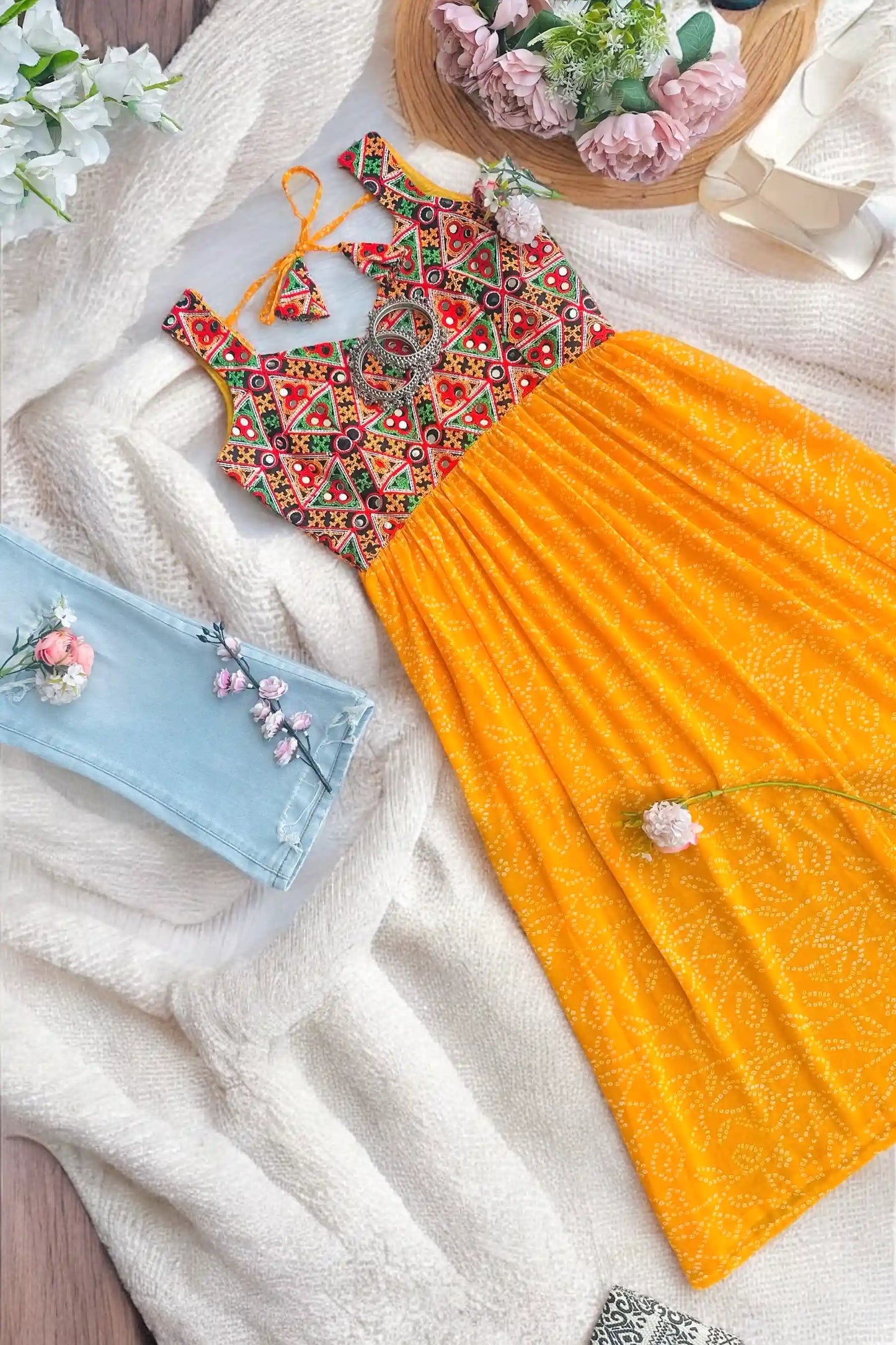 Bloom Bandhni Gamti Gulnaz Kurta