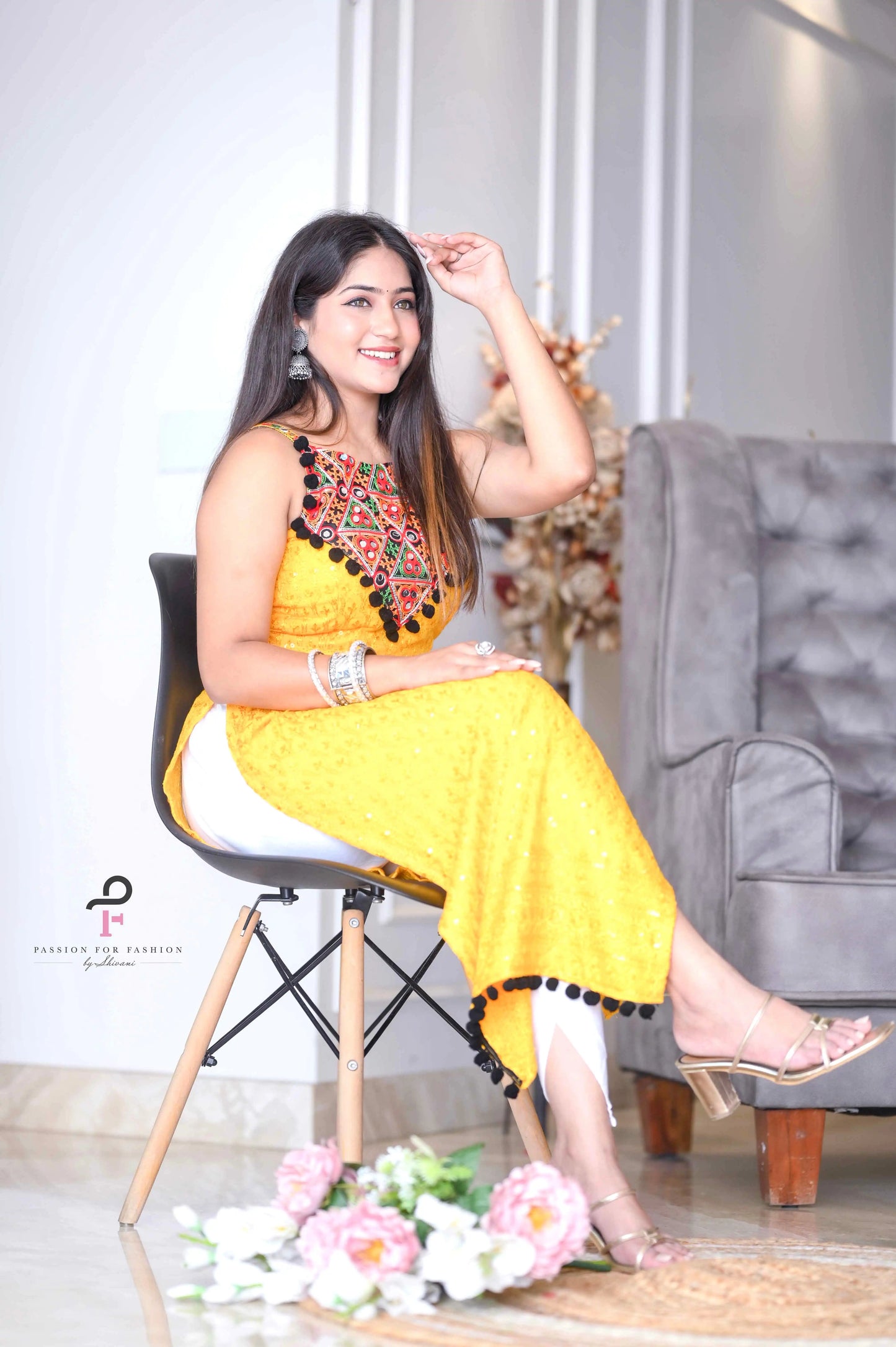 Bloom Yellow Gulnaz Embroidered Kurta