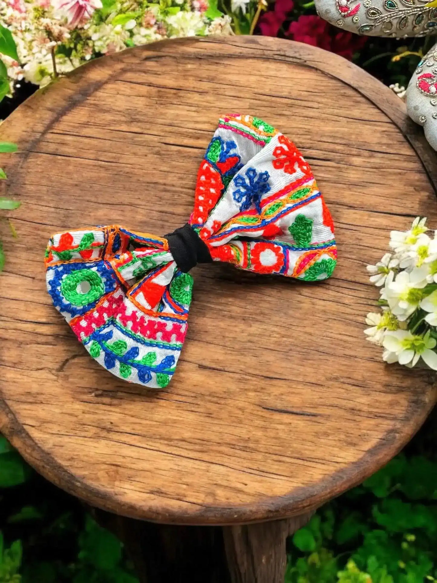 Multi Gamti Bow Clip - Passion for Fashion by Shivani