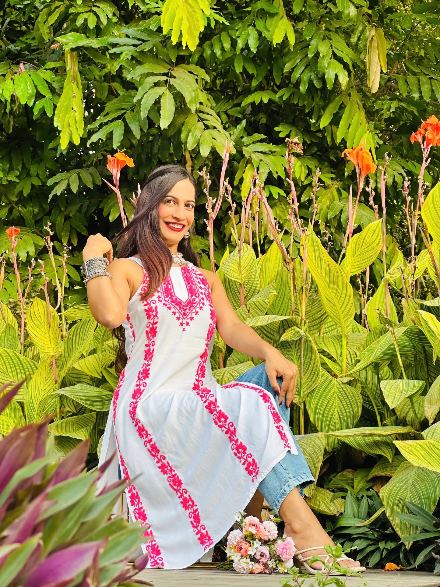 Whimsical White Aliya Noor Slit Kurta