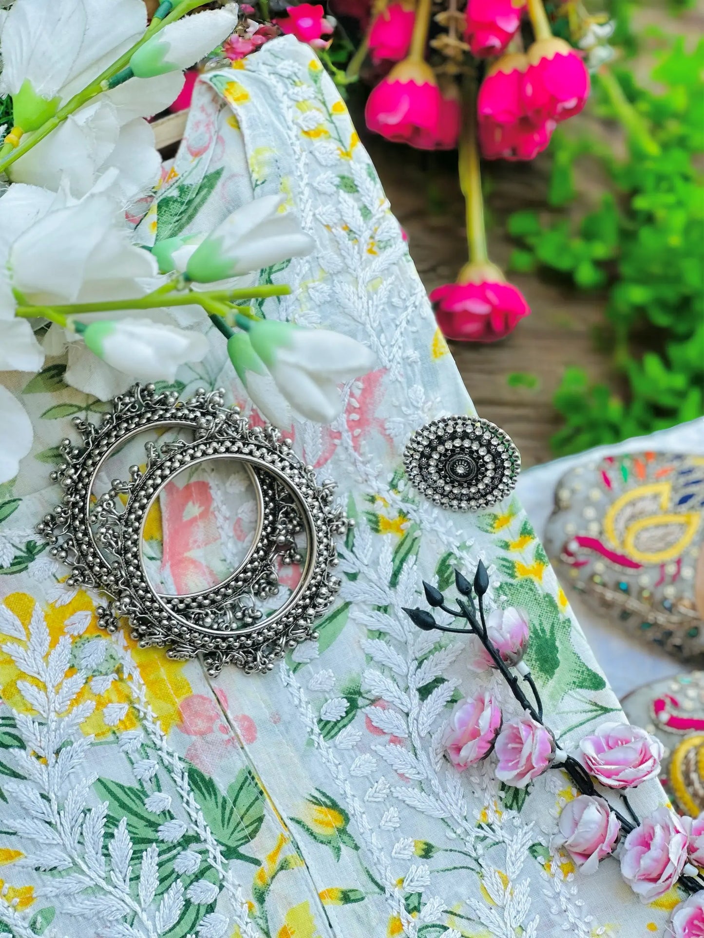 Whimsical Whitish Yellow Rangrez Mul Kurta