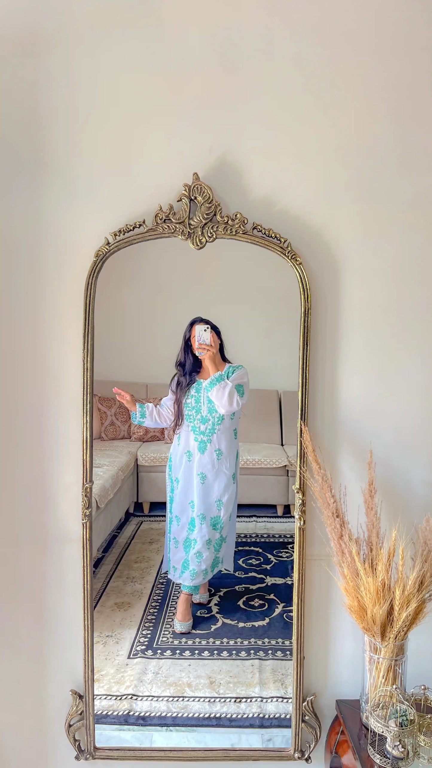 Mahimaβs Meher Mulmul Chikankari Set