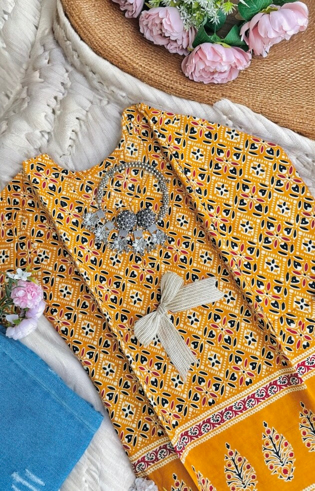 Mustard Block Rangriti Short Kurta