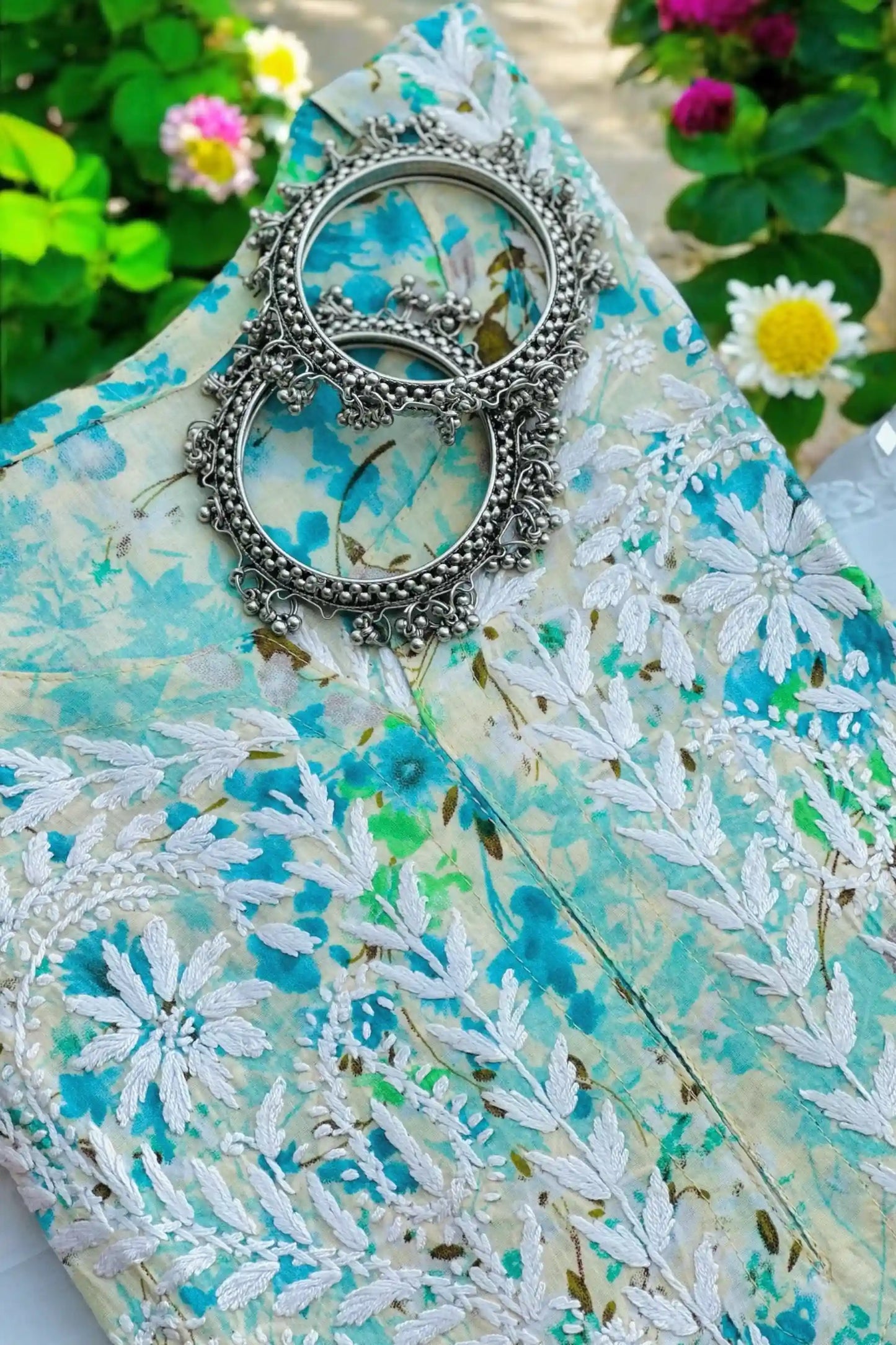 Shaded Green Fanah Mul Chikankari