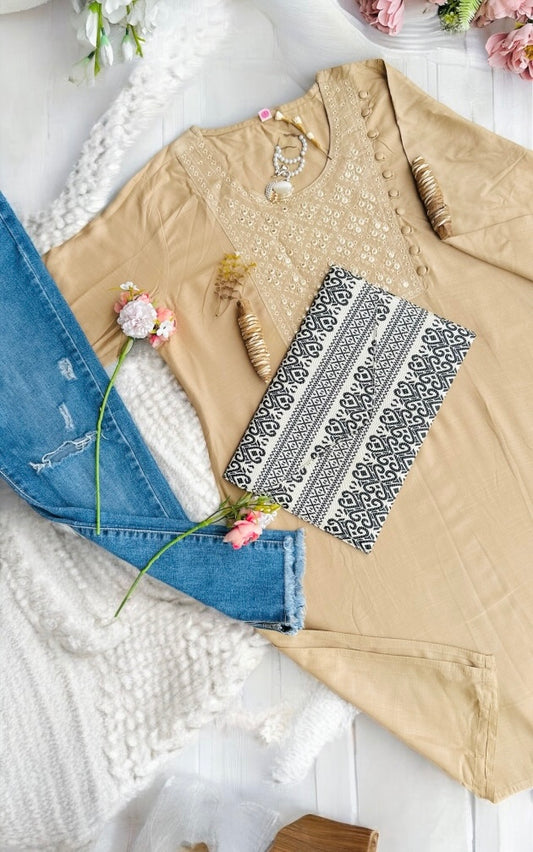 Elegant Beige Embroidered Kurta