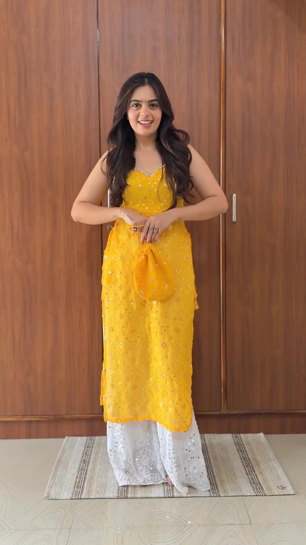 Santoshi’s Yellow Gulnaz Mirror Kurta