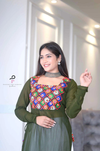 Avery Green Gulnaz Embroidered Kurta