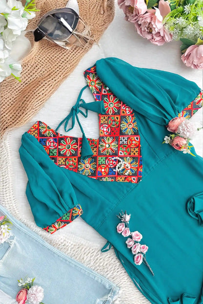 Khoobsurat Turquoise Gamti Gulnaz Kurta