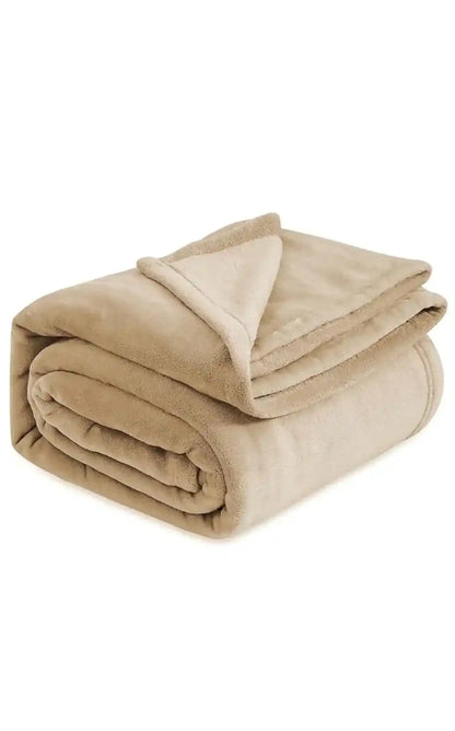 Berry Comfort Solid Soft Blanket