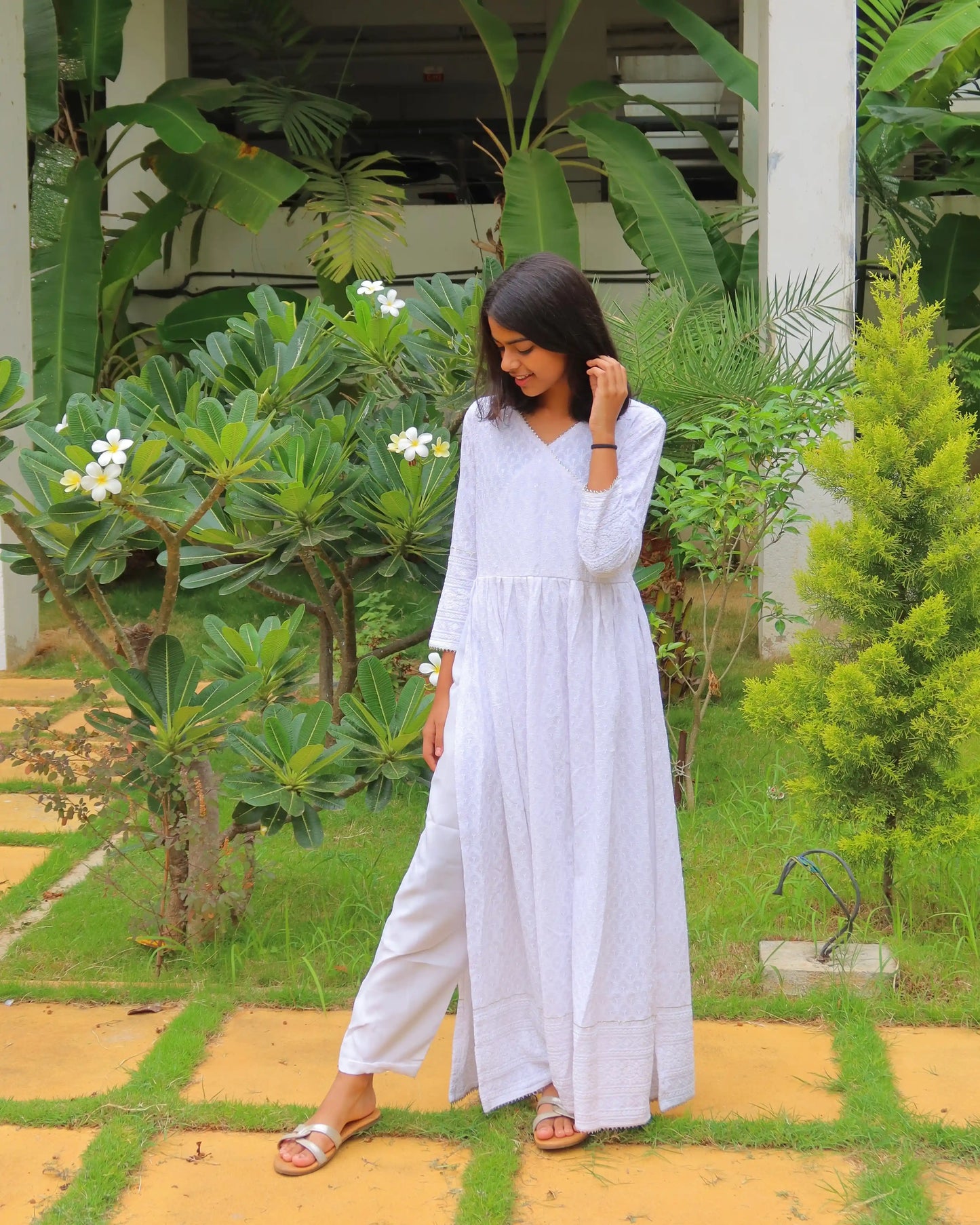 Serenity White Gulnaz Slit Kurta Featuring "THE SHUKLA SISTERS"