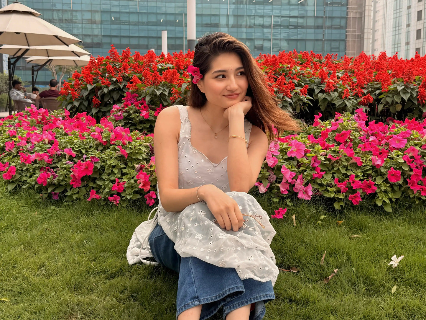 Himani’s White Chikankari Mirror Kurta