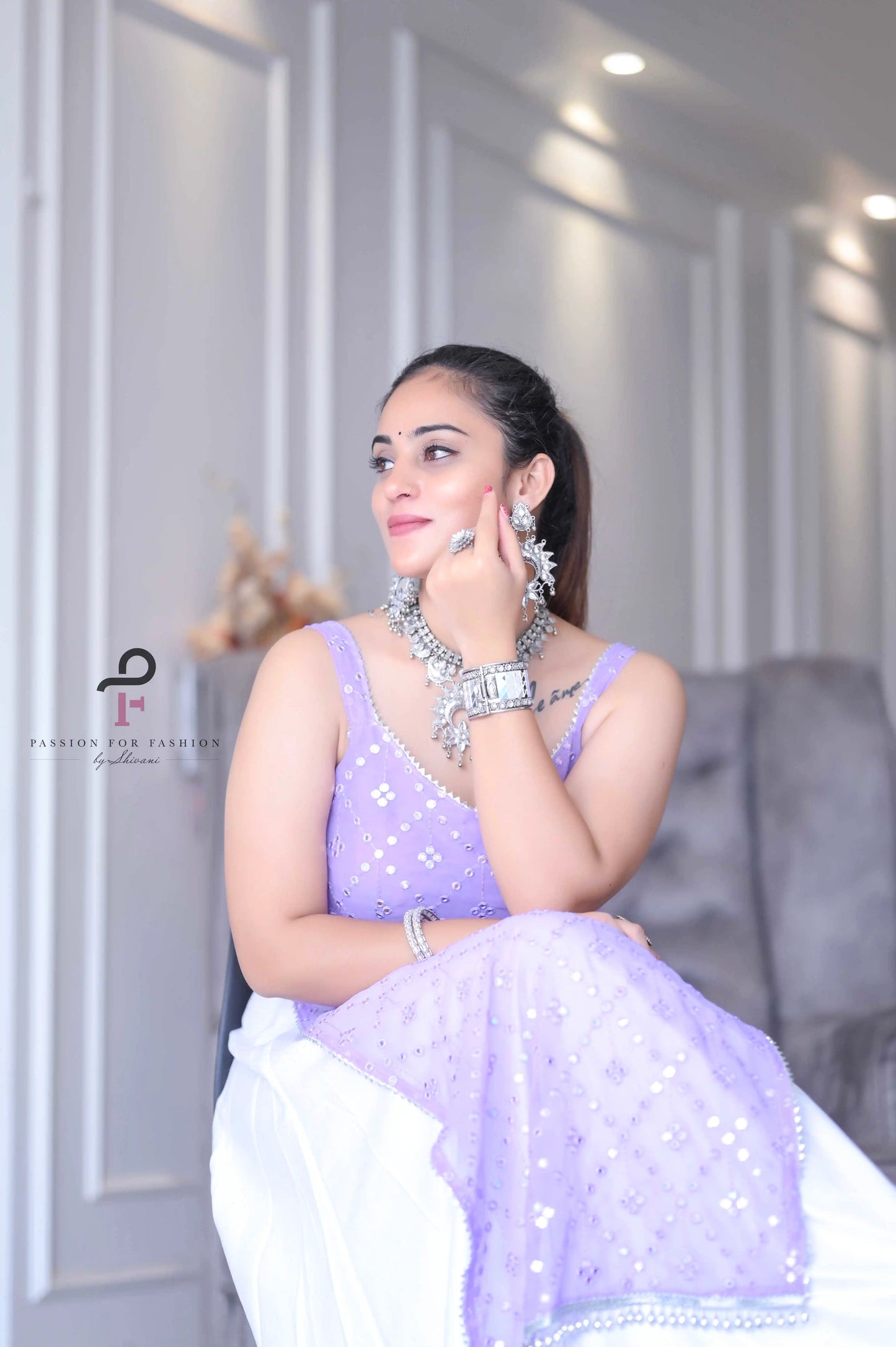 Dazzle Lilac Gulnaz Embroidered Kurta