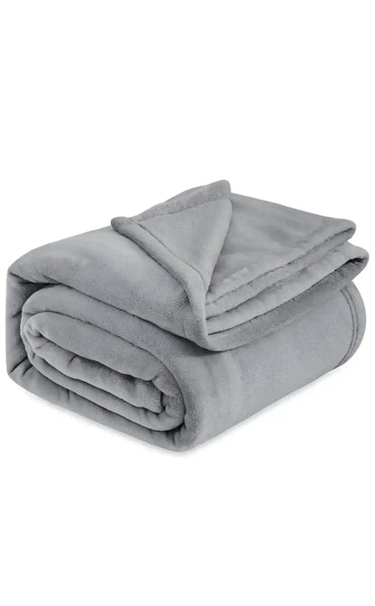 Berry Comfort Solid Soft Blanket