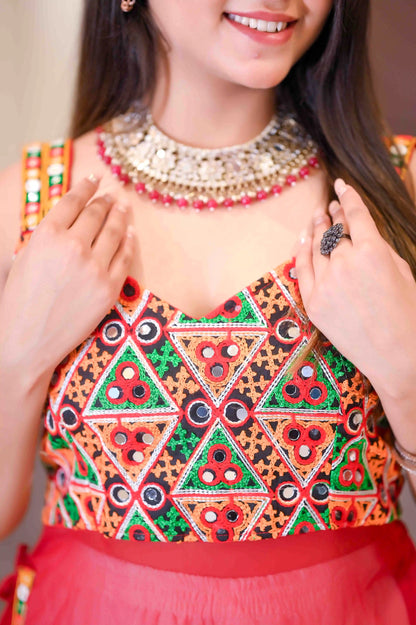 Gamti Red Gulnaz Embroidered Kurta