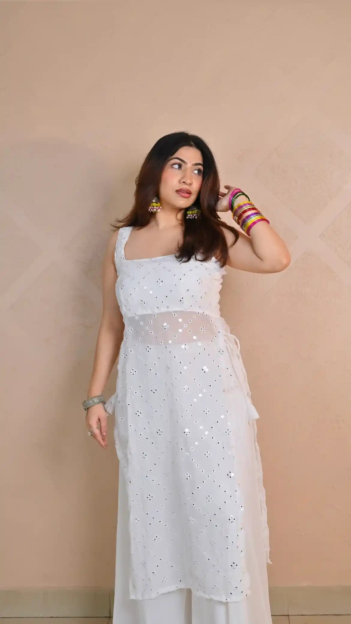 Anishka’s White Mirror Gulnaz Kurta