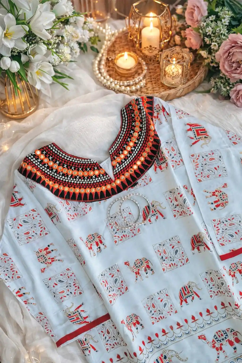 Gamti White Elephant Short Kurta