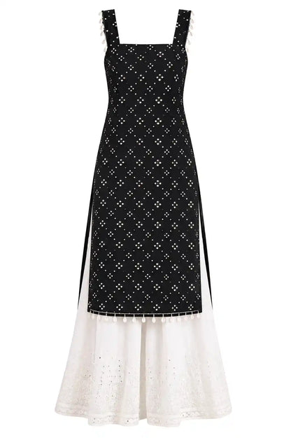 Prajyoti’s Black Embroidered Gulnaz Kurta