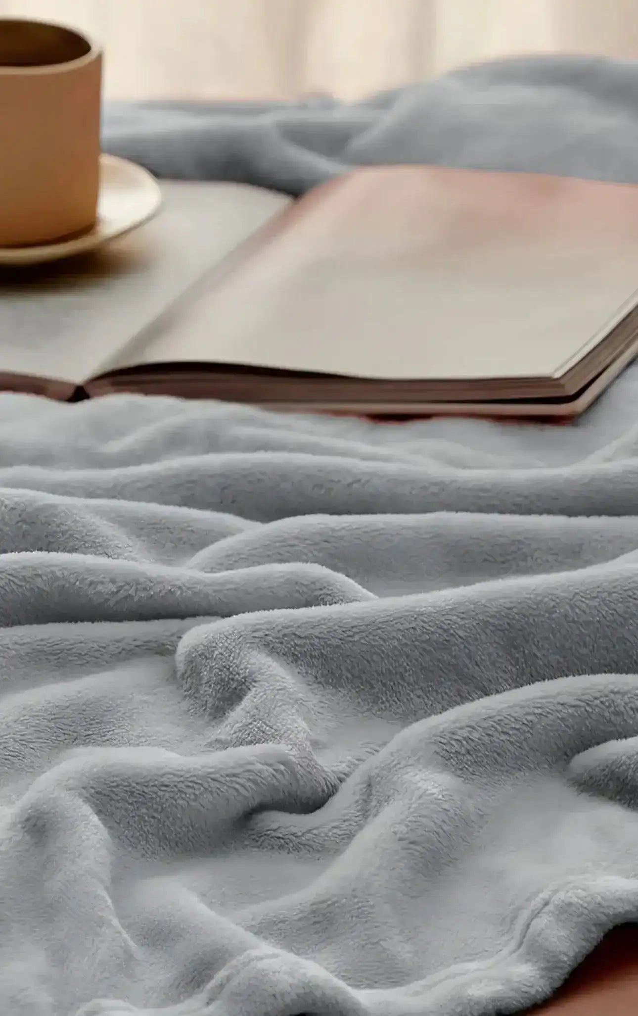 Berry Comfort Solid Soft Blanket