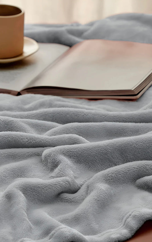 Berry Comfort Solid Soft Blanket