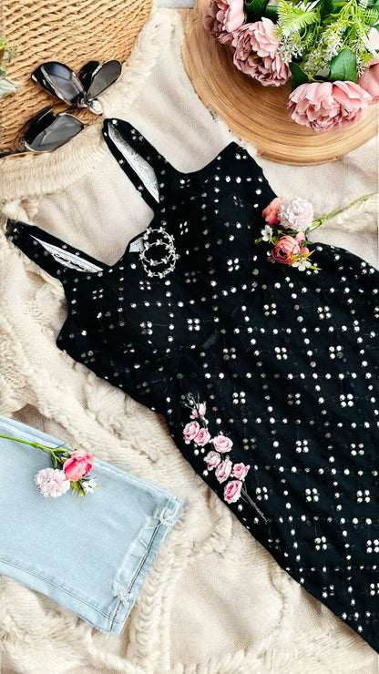 Santoshi’s Black Embroidered Gulnaz Kurta