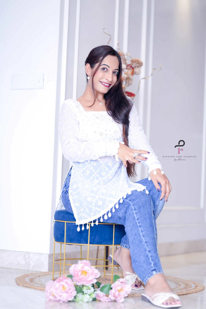 Rosy White Dori Gulnaz Embroidered Kurta