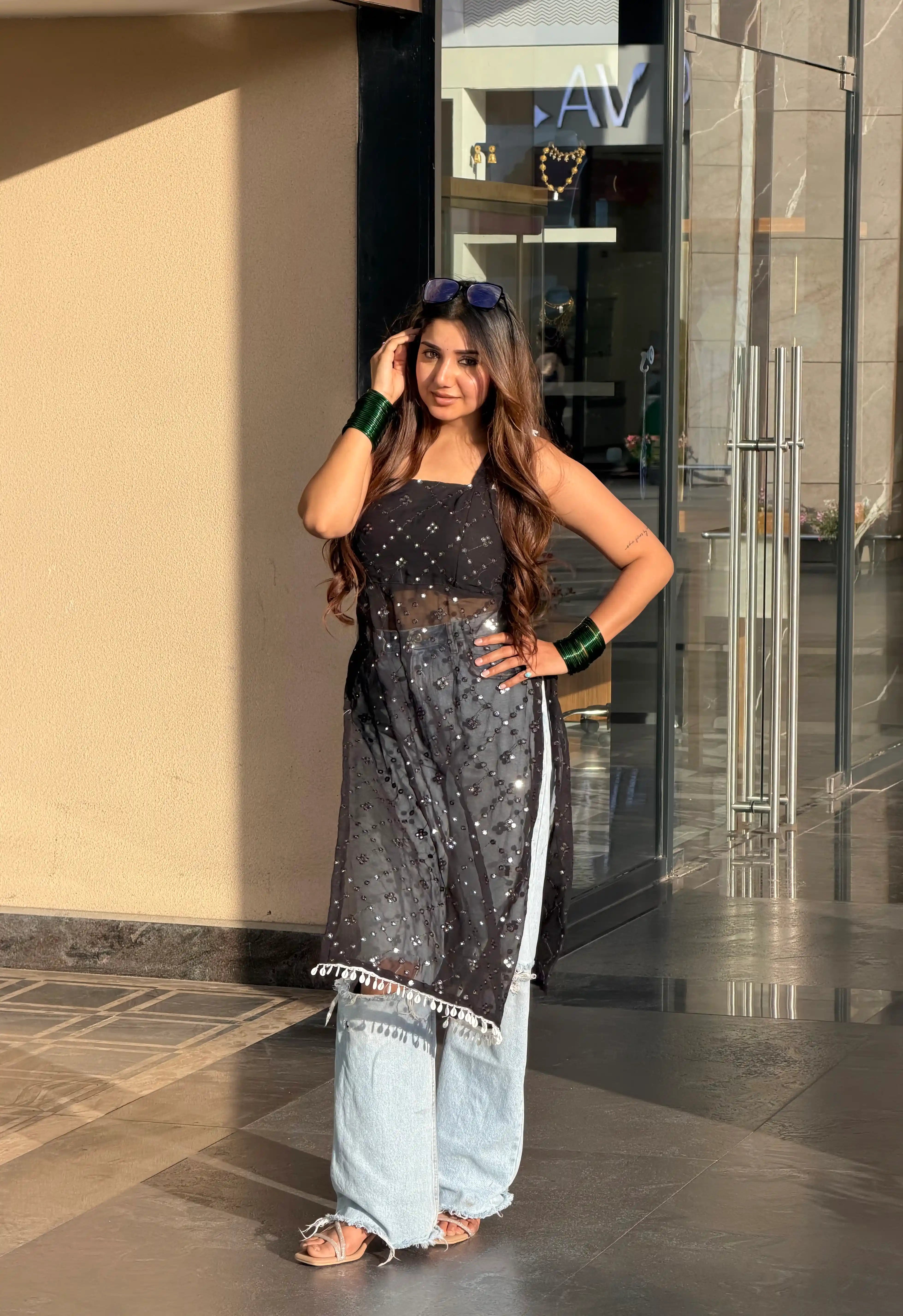 Muskan’s Mirror Embroidered Gulnaz Kurta