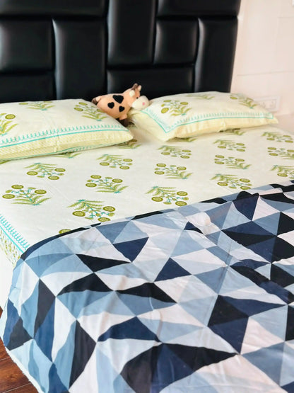 Arctic Jaipuri Geometric Comforter
