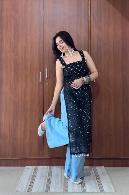 Santoshi’s Black Embroidered Gulnaz Kurta