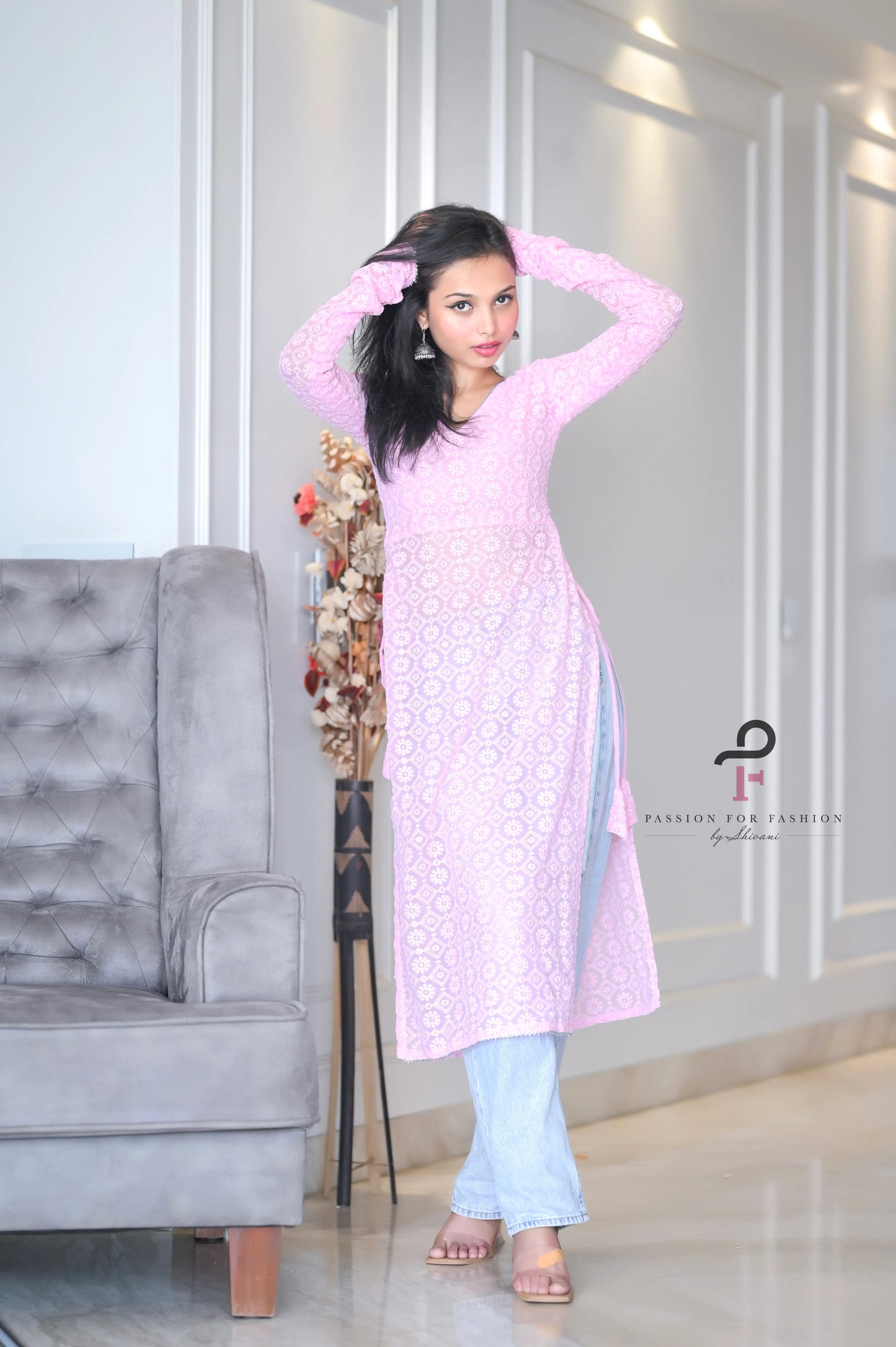 Vintage Pink Gulnaz Embroidered Kurta