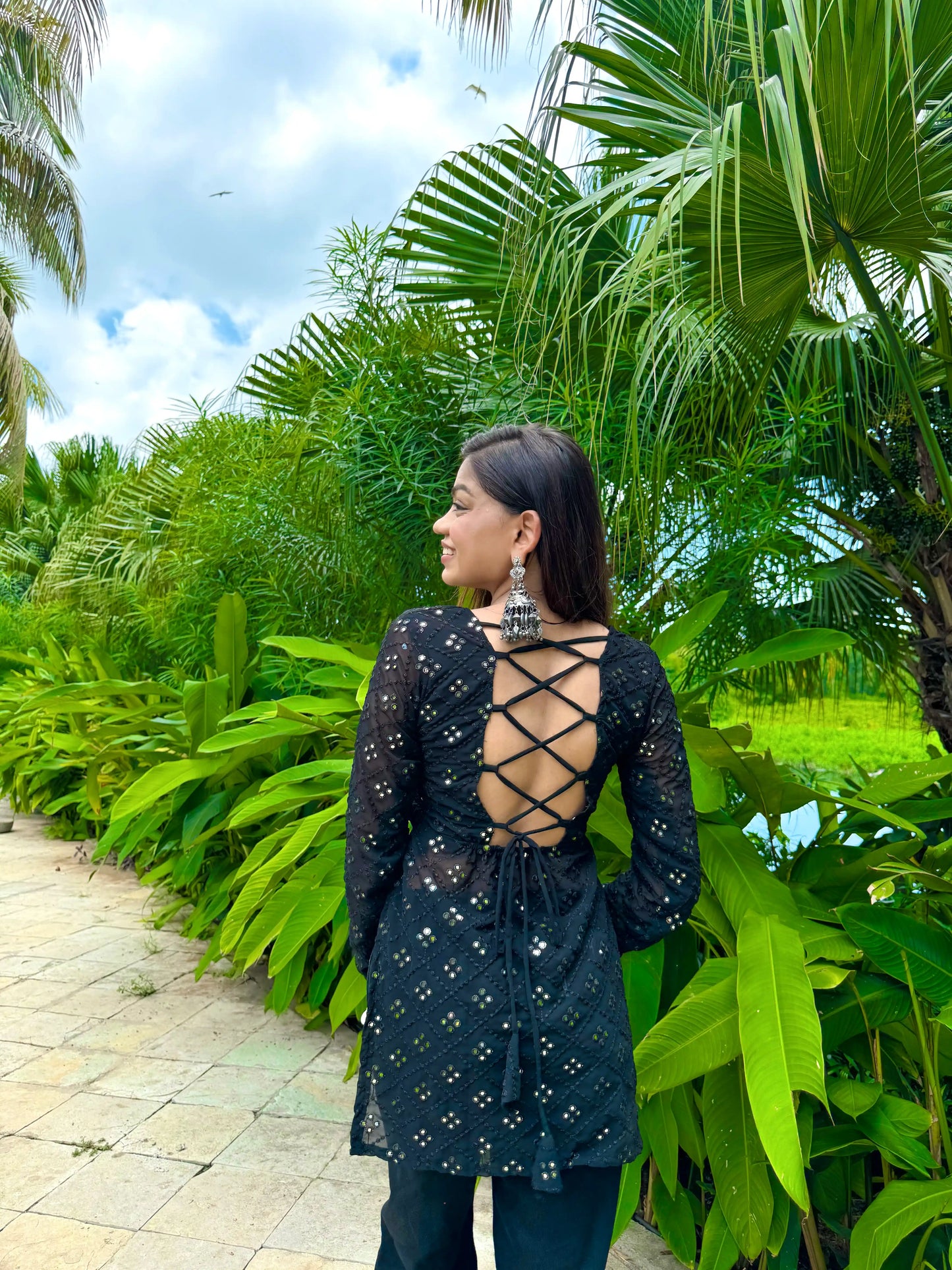 Black Chic Gulnaz Dori Kurta