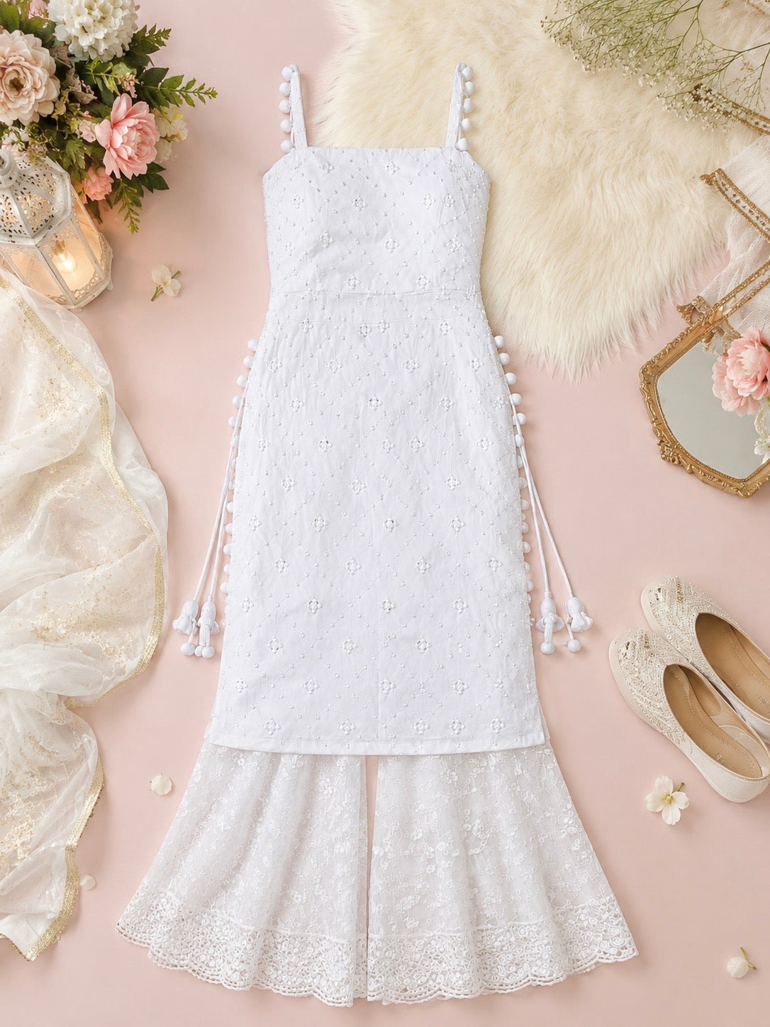 Embroidered White Mirror Gulnaz Kurta