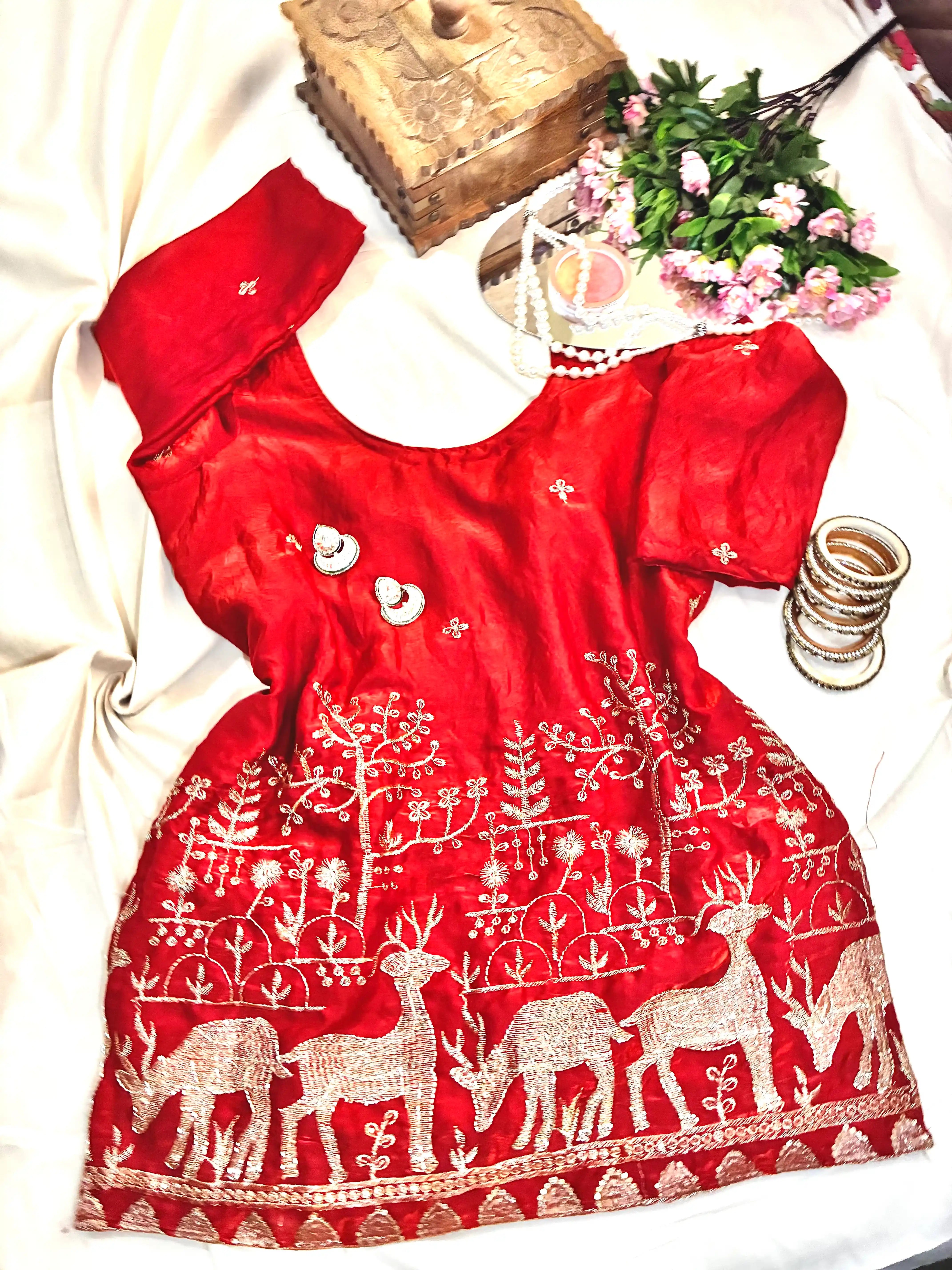 Scarlet Embroidered Motif Gulnaz Kurta