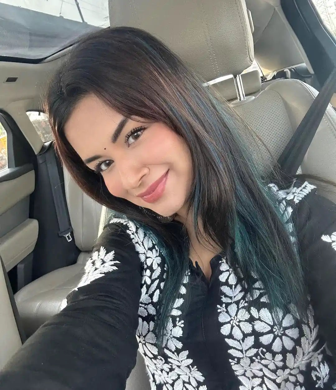 Swati’s Black Gulzar Chikan Kurta