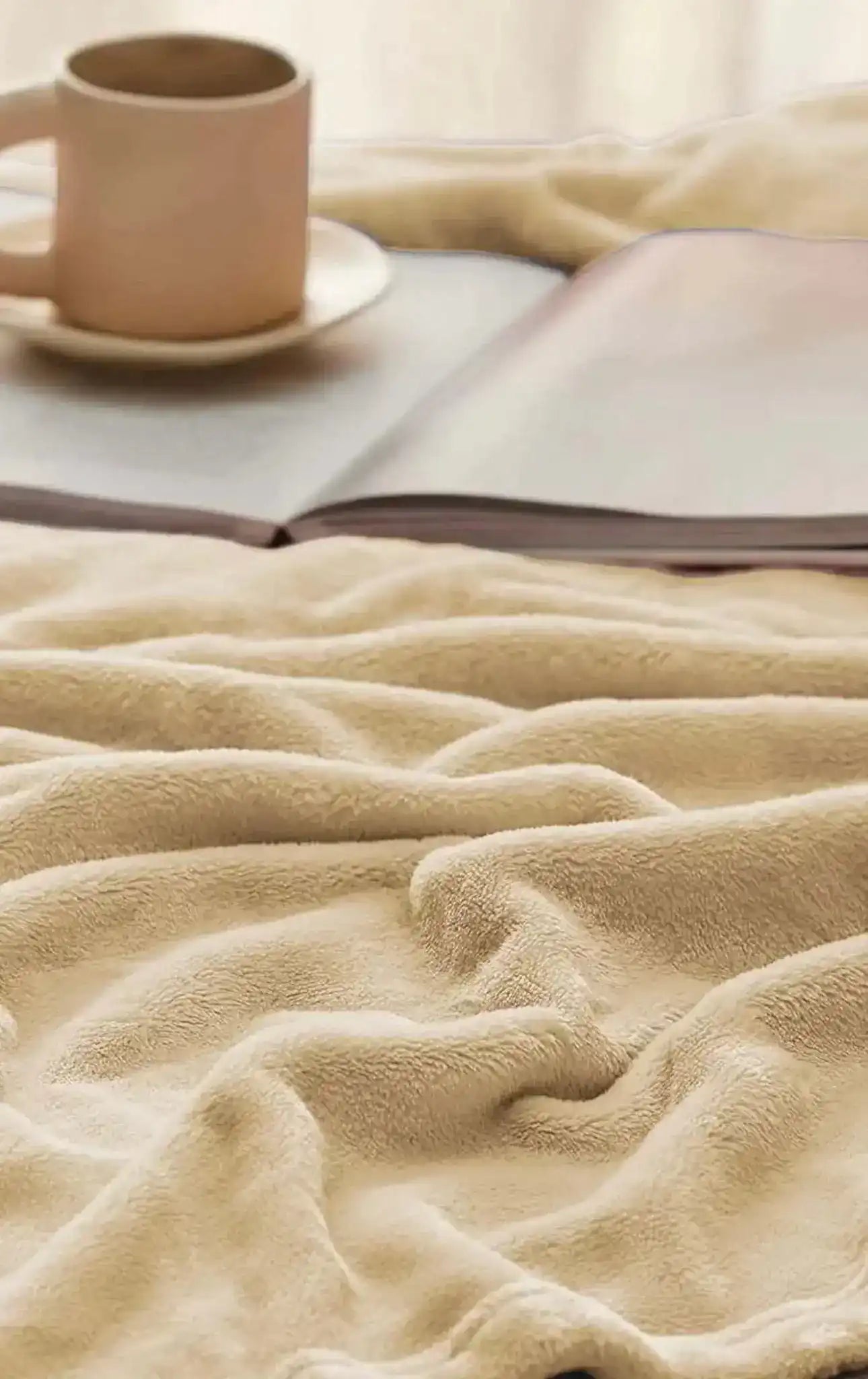 Berry Comfort Solid Soft Blanket