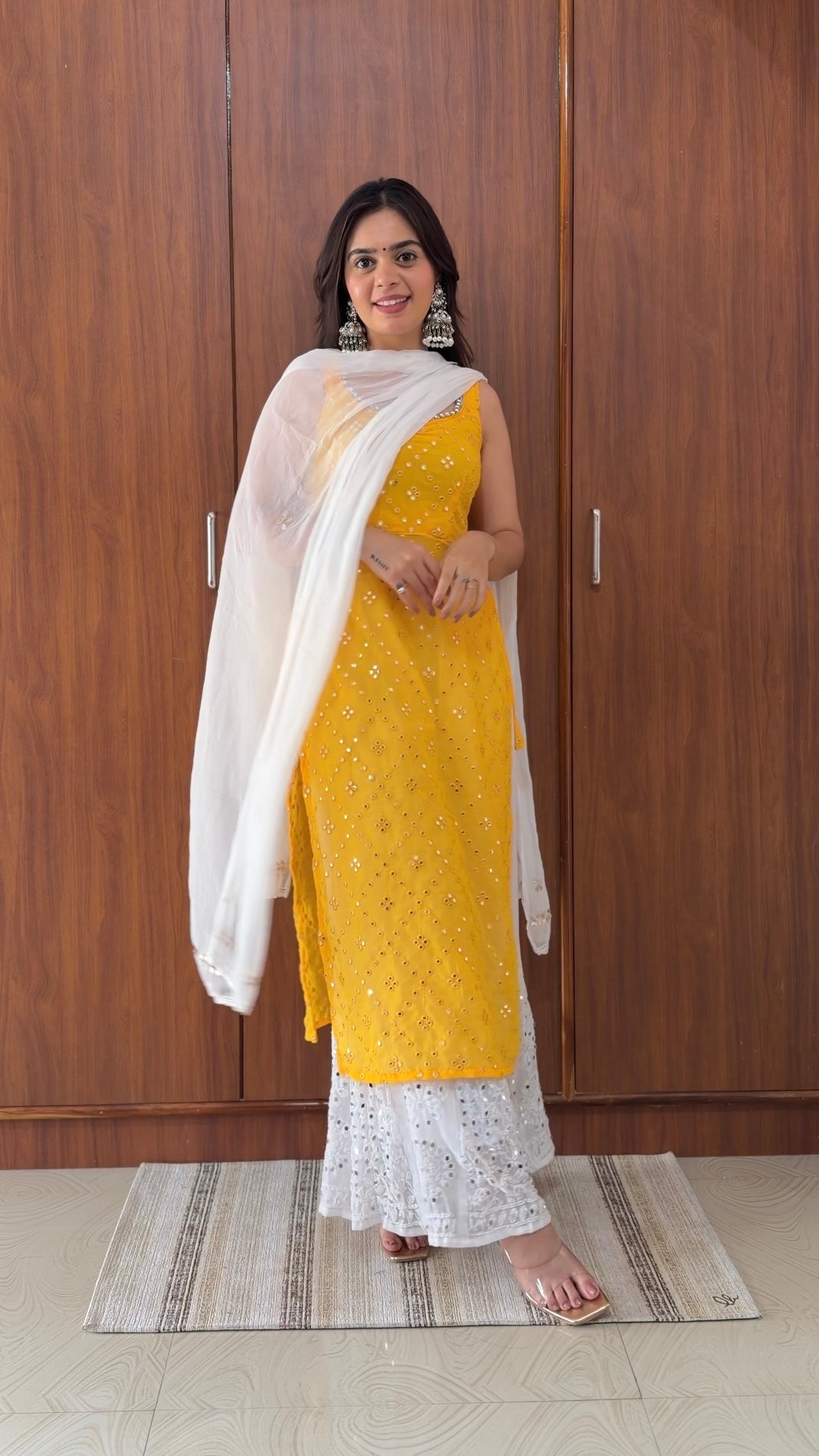 Santoshi’s Yellow Gulnaz Mirror Kurta
