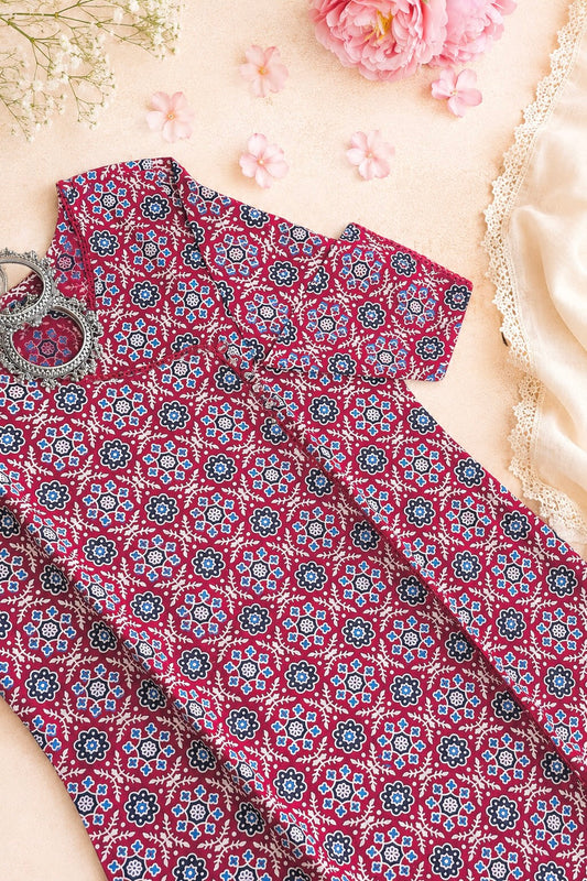 Angrakha Maroon Mul Budget Kurta