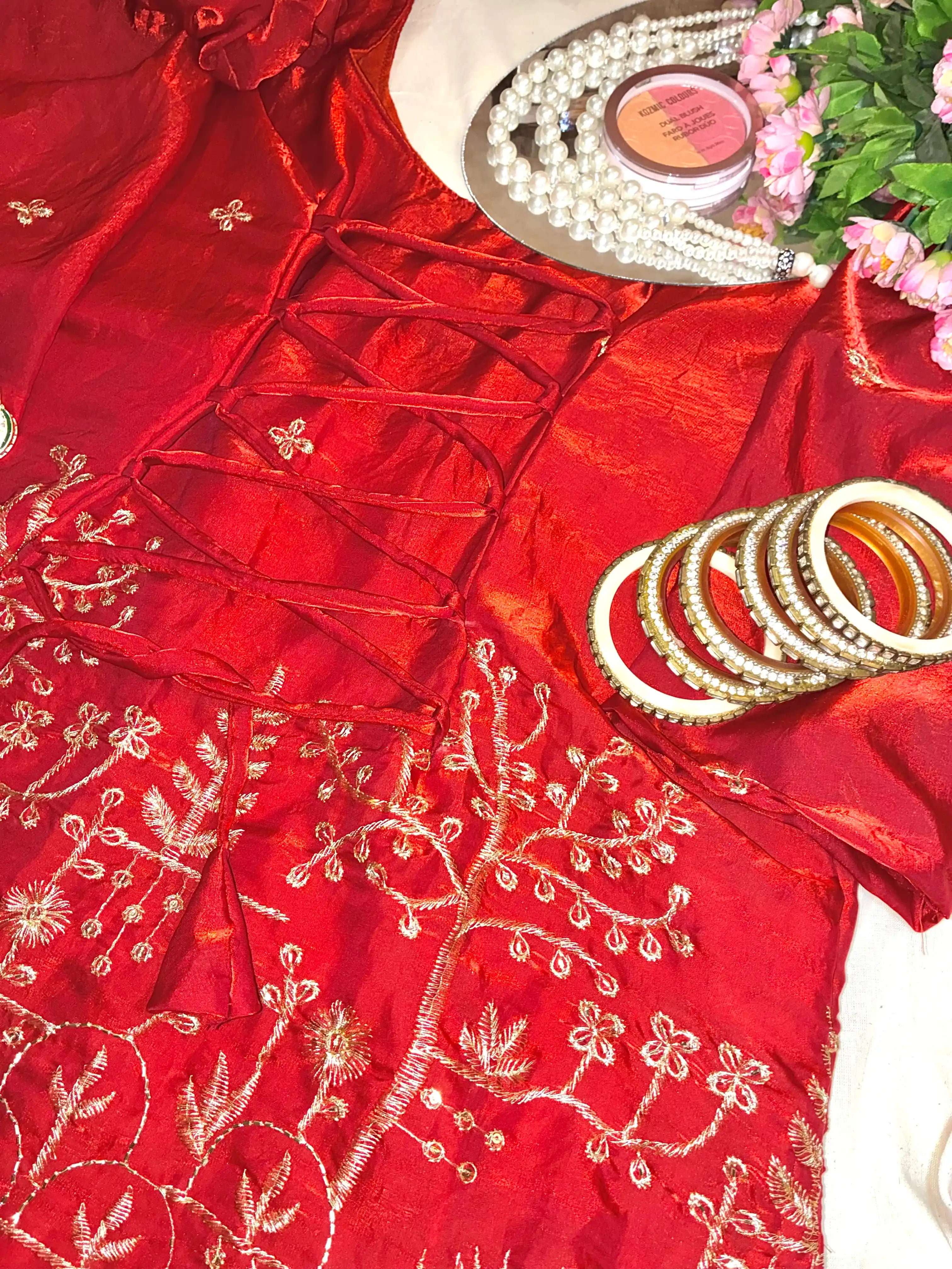 Scarlet Embroidered Motif Gulnaz Kurta
